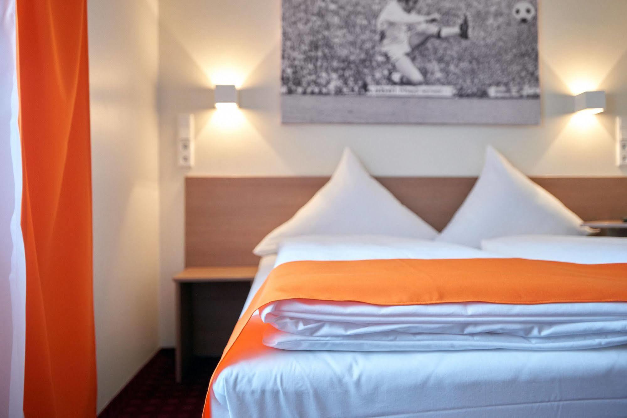 Mcdreams Hotel Moenchengladbach Extérieur photo