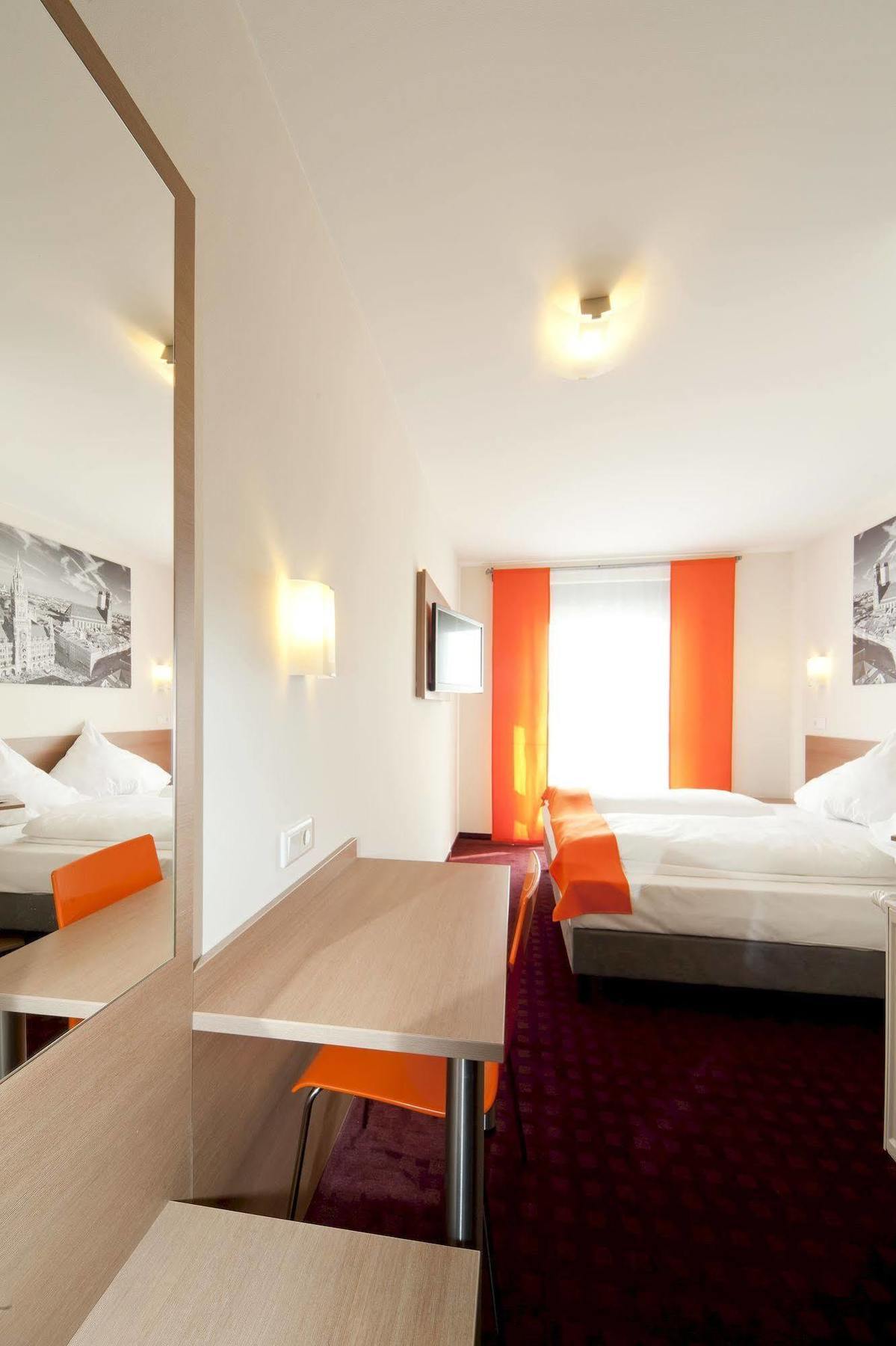 Mcdreams Hotel Moenchengladbach Extérieur photo